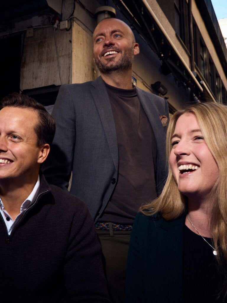 Mattias Marberg, Niklas Kekonius och Ellinor Hellberg, medarbetare på Oddwork.